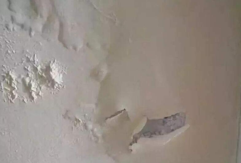 墻面滲水有什么辦法修復?屋頂防水施工的時候這些要留意